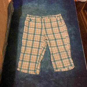 Cato W’s Plaid Bermuda Shorts size 16
